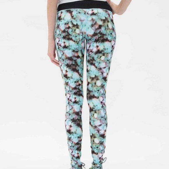 Under Armour Women's UA ColdGear Infrared Devo Active Leggings Size Medium VGC - Picture 2 of 8